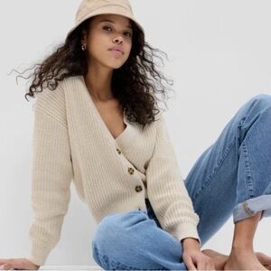 GAP Cotton V-Neck Button-Up Cardigan Sweater